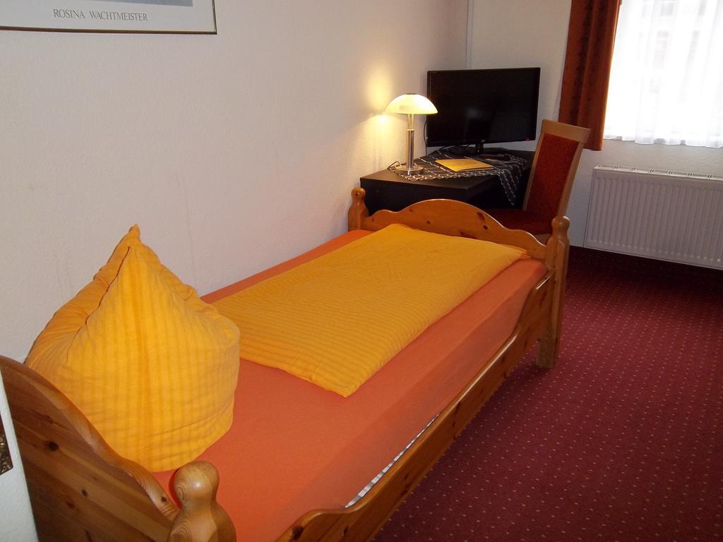 Gastehaus Loschwitz Guest house 2*